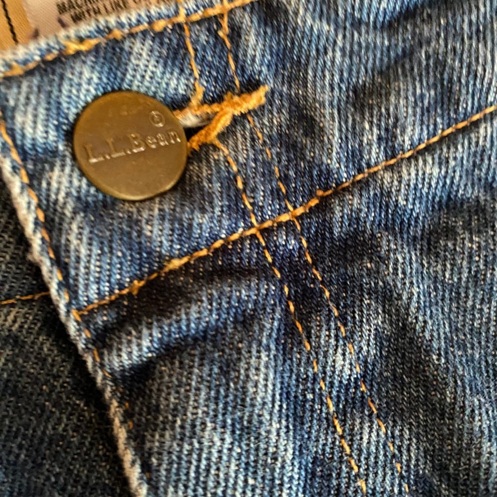 LL Bean Original Fit Relaxed 14 Petite Jeans Ultra High Rise Comfort Tapered Leg - Picture 4 of 9